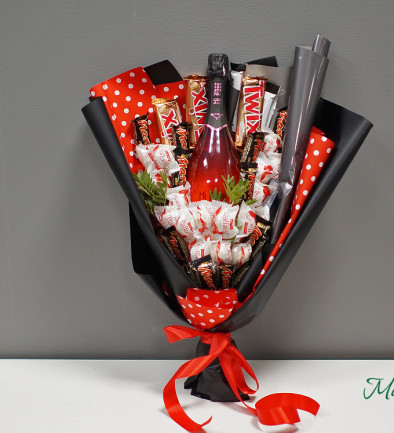 Sweets Bouquet with Twix, Mars, Raffaello, and Mi Piace (made to order, one day) photo 394x433